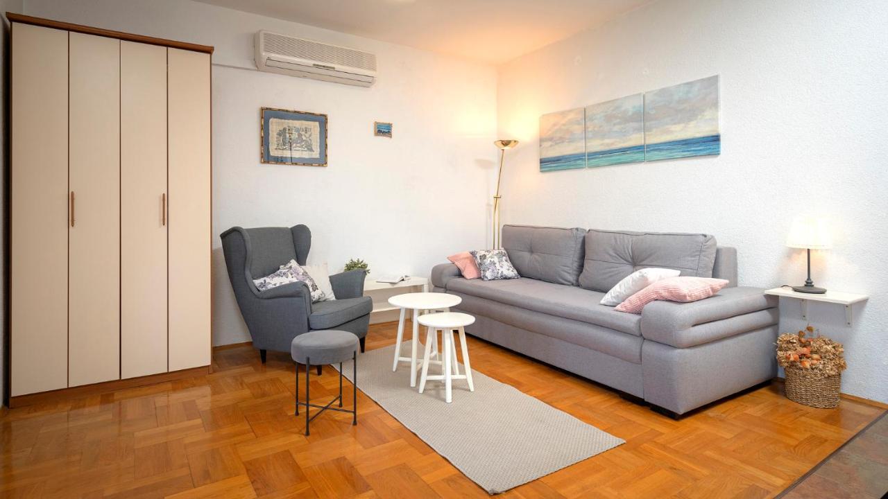 Apartment Nela Kalina Jelsa  Eksteriør billede