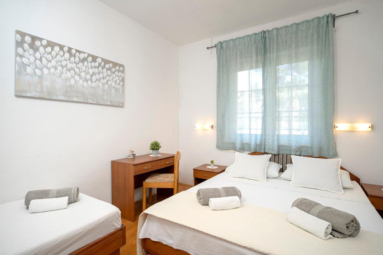 Apartment Nela Kalina Jelsa  Eksteriør billede
